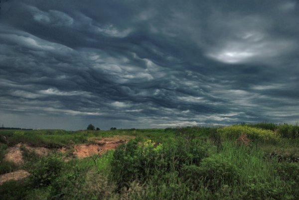 Тревожное небо