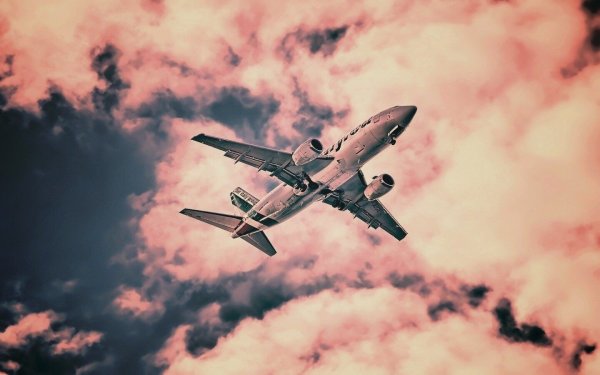 Заставка на рабочий стол самолет