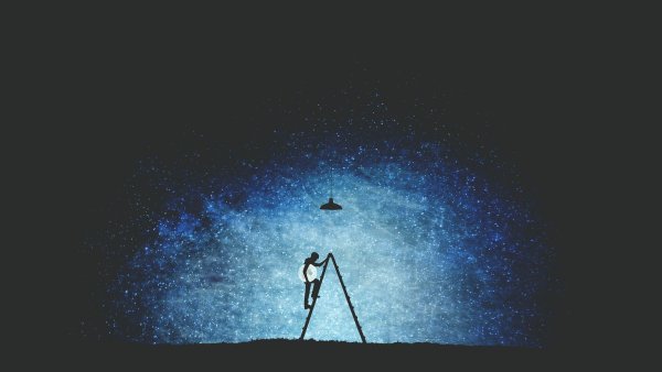 Человек на фоне звездного неба