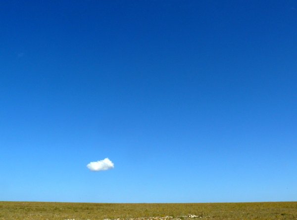 Ясное голубое небо