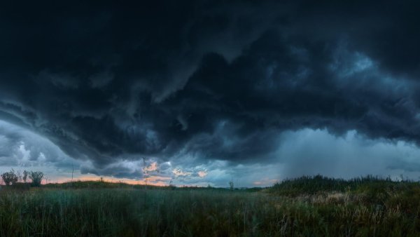 Мрачное небо