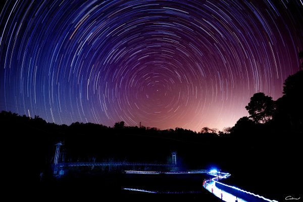 Светящиеся круги в небе