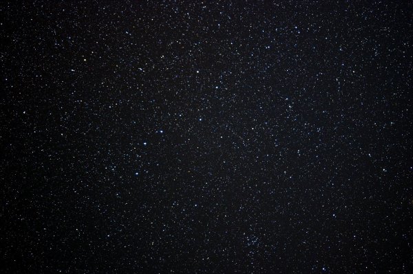 Черный космос со звездами