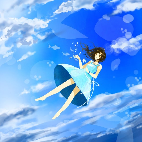 Полет птицы над горами