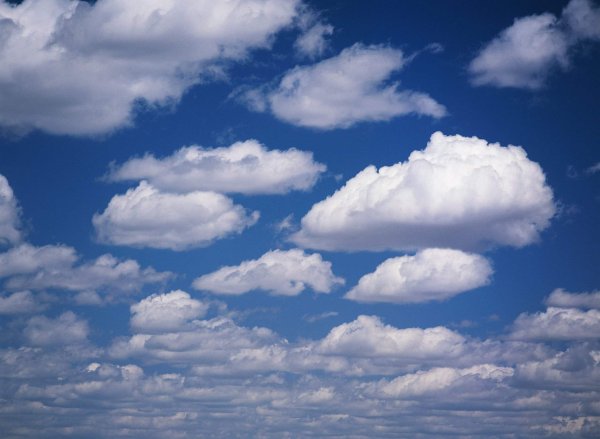 Облака плывут