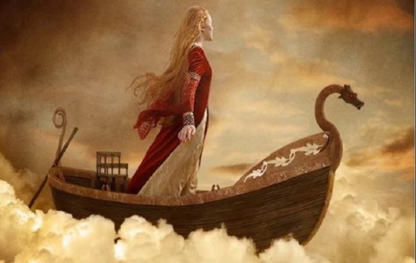 Девушка в лодке