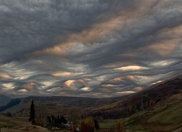 Ночь река Луна