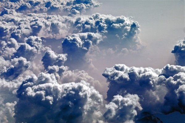 Пышные облака