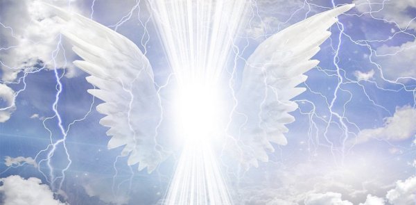 Ангел из облаков