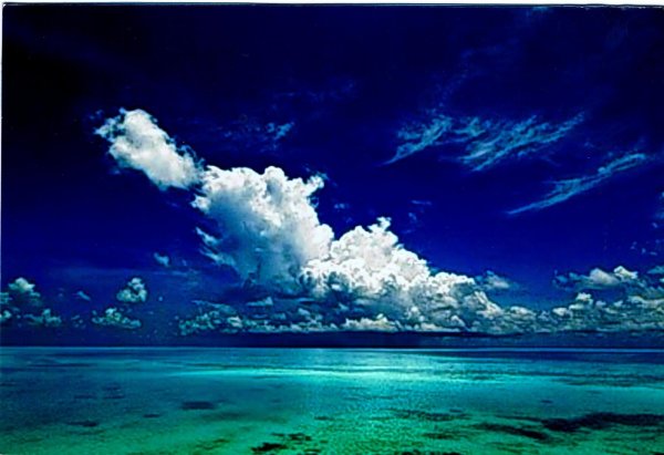 Голубые облака