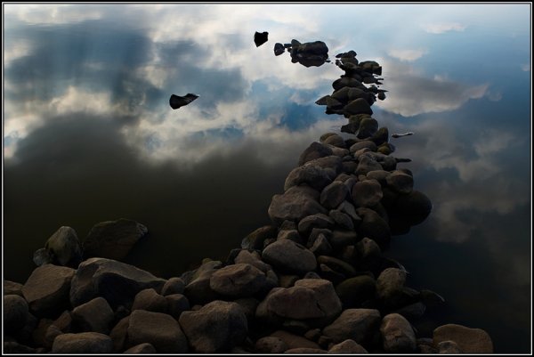 Парящие камни