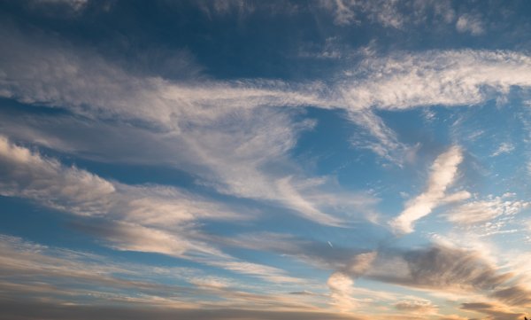 Тусклое небо