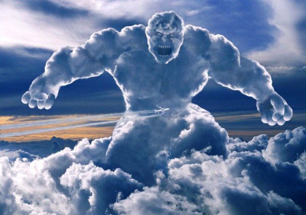 Фигуры из облаков на небе