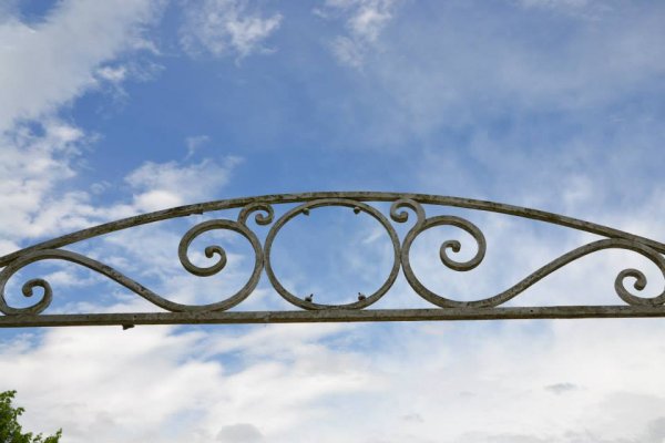 Небо из железа