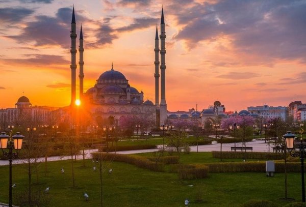 Мечеть «сердце Чечни» Республика Чечня, город Грозный