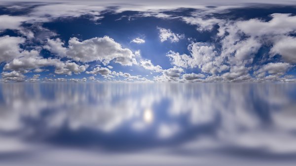 Голубое небо над городом