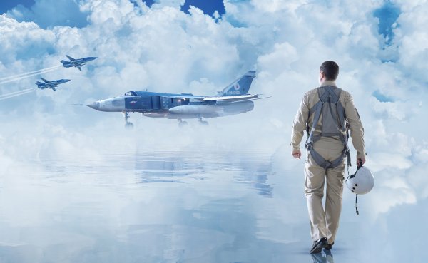 Военные летчики в небе