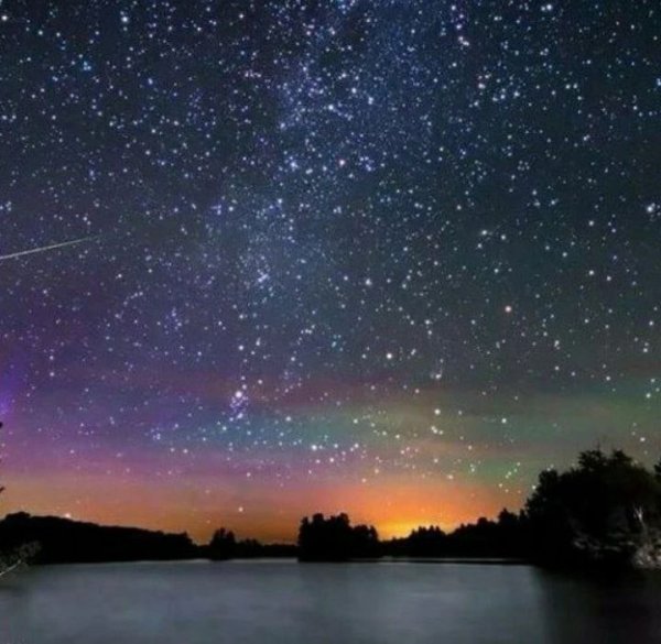 Красивое ночное небо