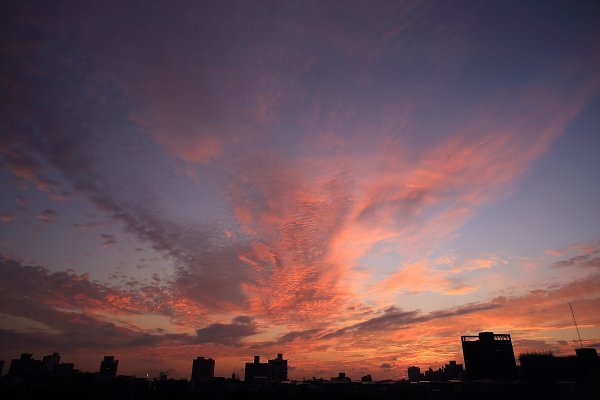 Зарево над городом