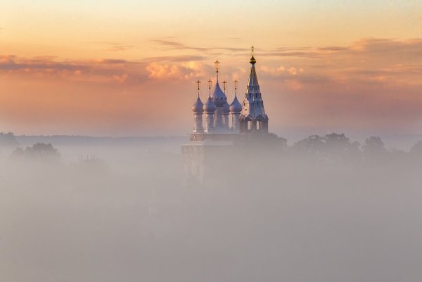 Церковь фон