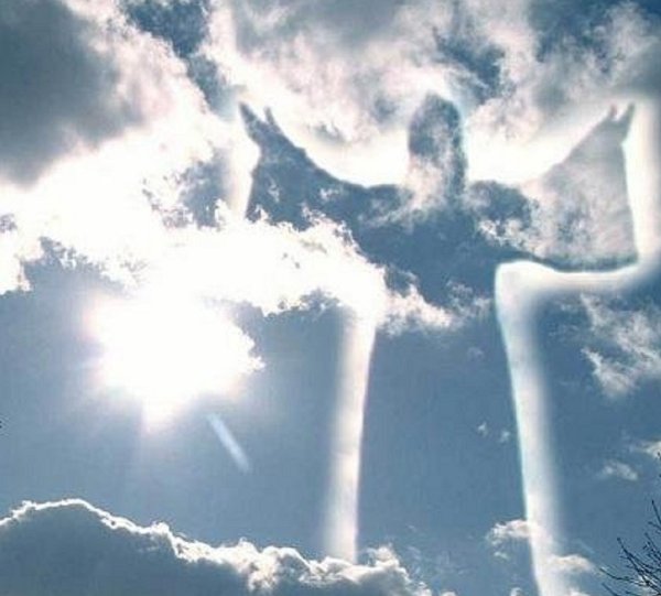 Глаза Бога в небе