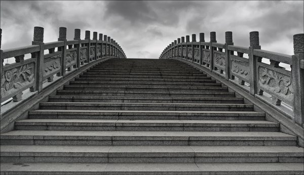 Лестница в небо с перилами