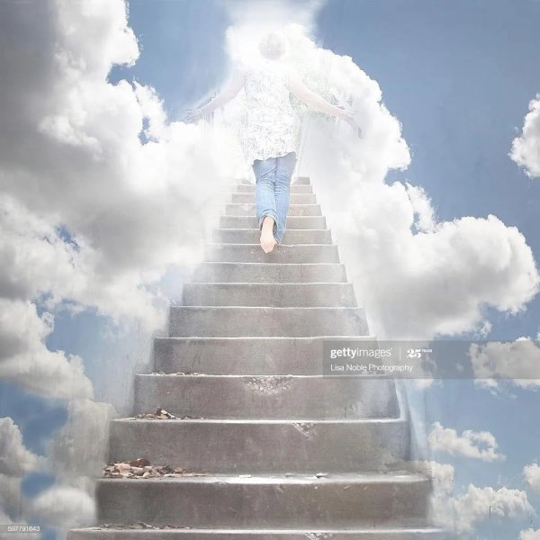 Человек по лестнице в небо