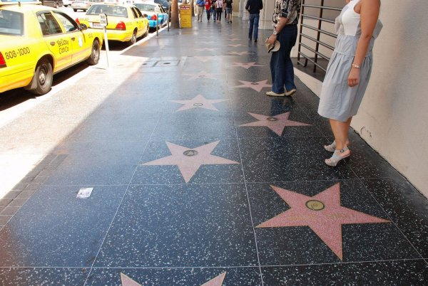 Голливудская аллея славы БТС