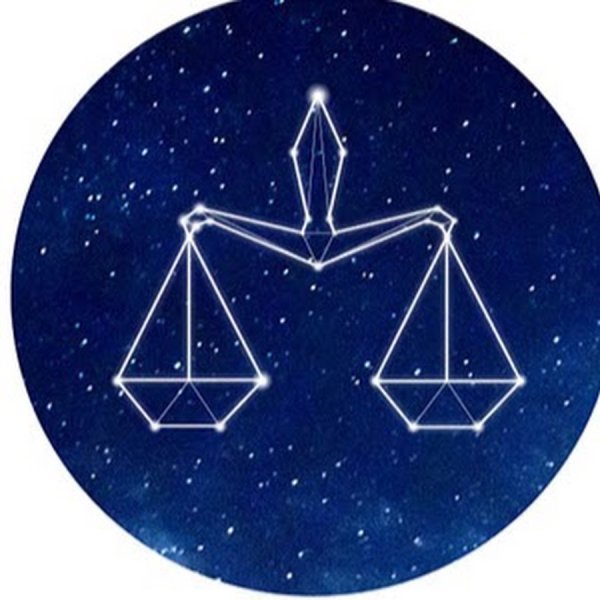 Самая яркая звезда в созвездии весы