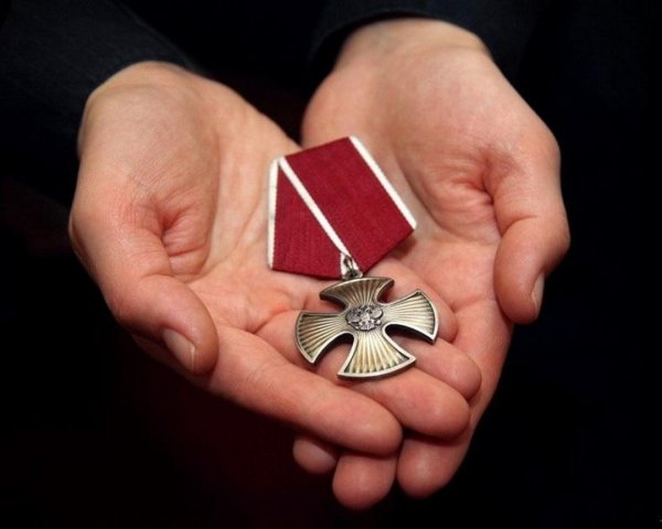 Розы и звезды