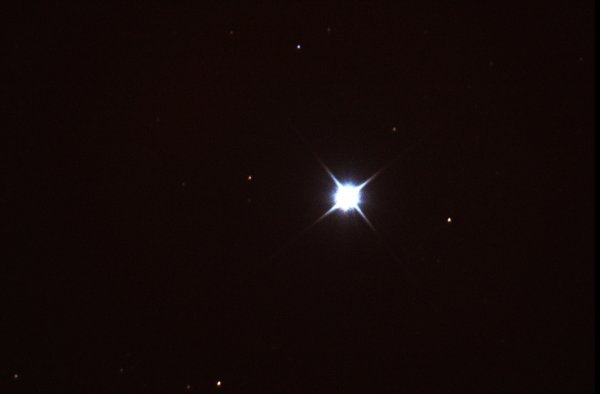 Звезда Альтаир в созвездии орла