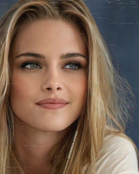 Дженнифер Лоутер