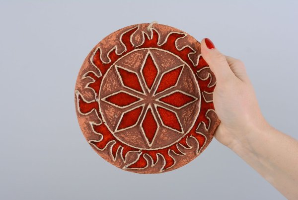 Оберег Алатырь (крест Сварога)