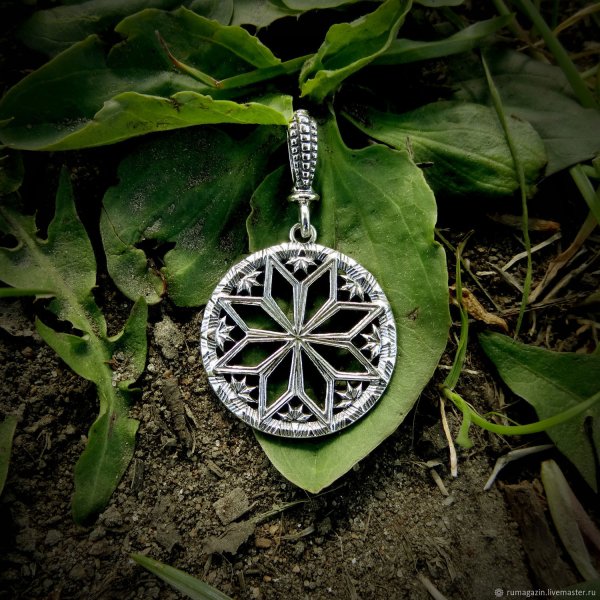 Славянские символы Алатырь