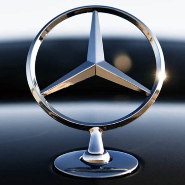 Мерседес w221 звезда на капоте