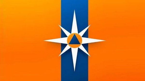 Малая эмблема МЧС России