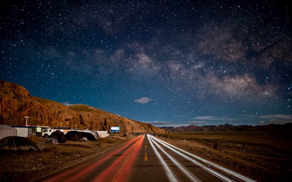 Алексей Леонов художник космический корабль