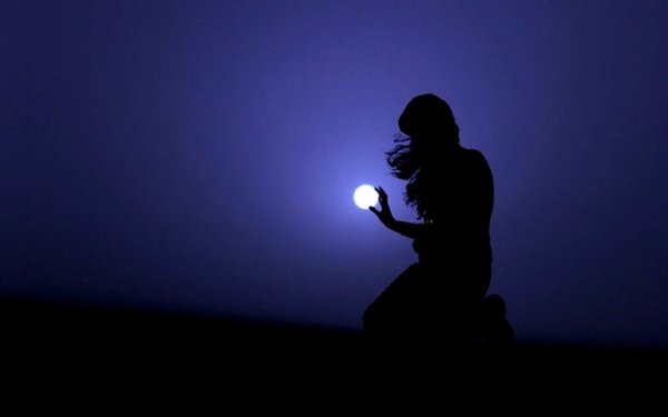 Девушка и ночь