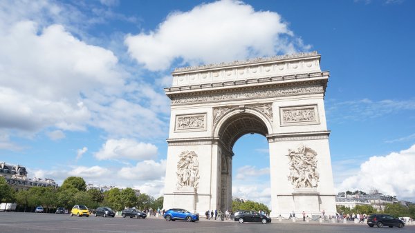 Триумфальная арка Париж
