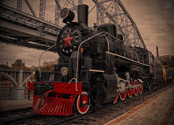 Локомотив паровоз тепловоз