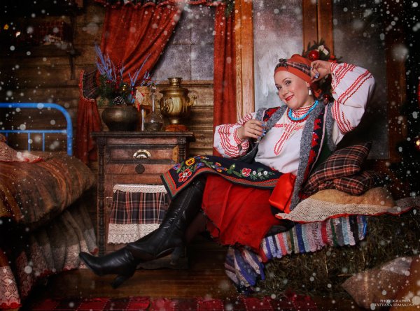 Людмила Хитяева вечера на хуторе близ Диканьки