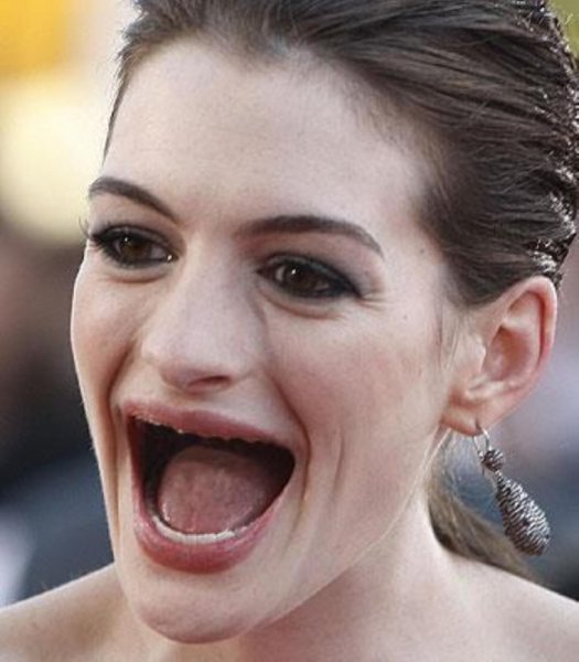 Парень на поводке