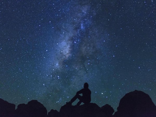 Маяк и звездное небо