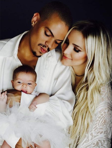 Эшли симпсон с детьми