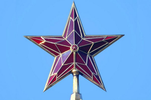 Спасская башня Рубиновая звезда