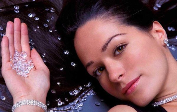 Сияющий бриллиант