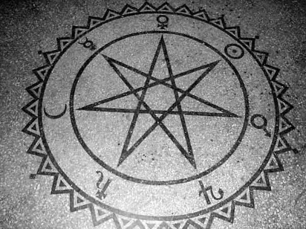 Магическая звезда семиконечная