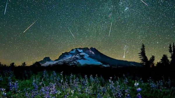 Метеоритный поток Лириды