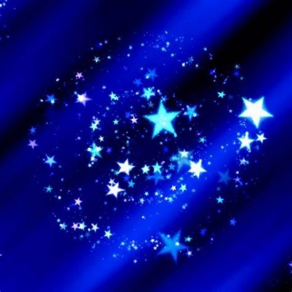 Синяя звезда на белом фоне