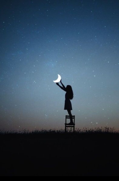 Фото ночь звезды девушка одна